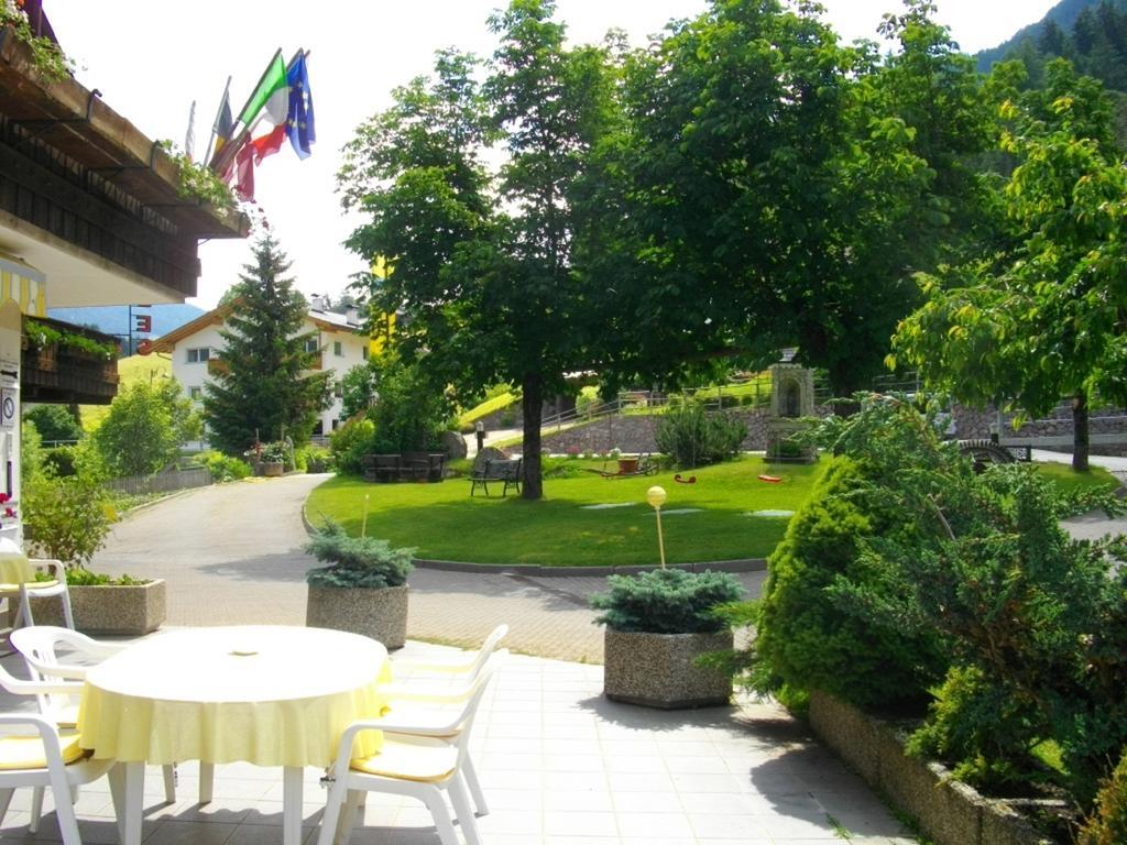 Hotel Rodes Ortisei Esterno foto