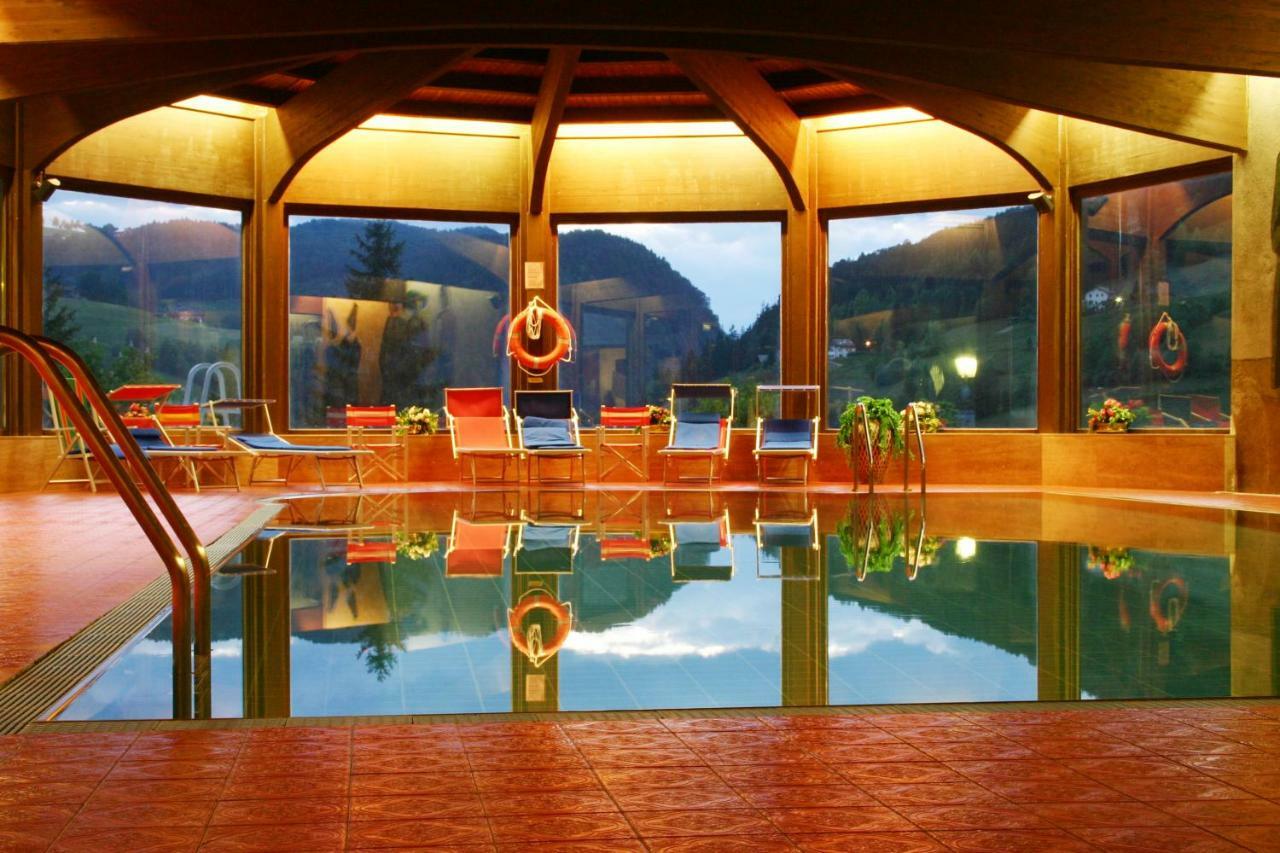Hotel Rodes Ortisei Esterno foto