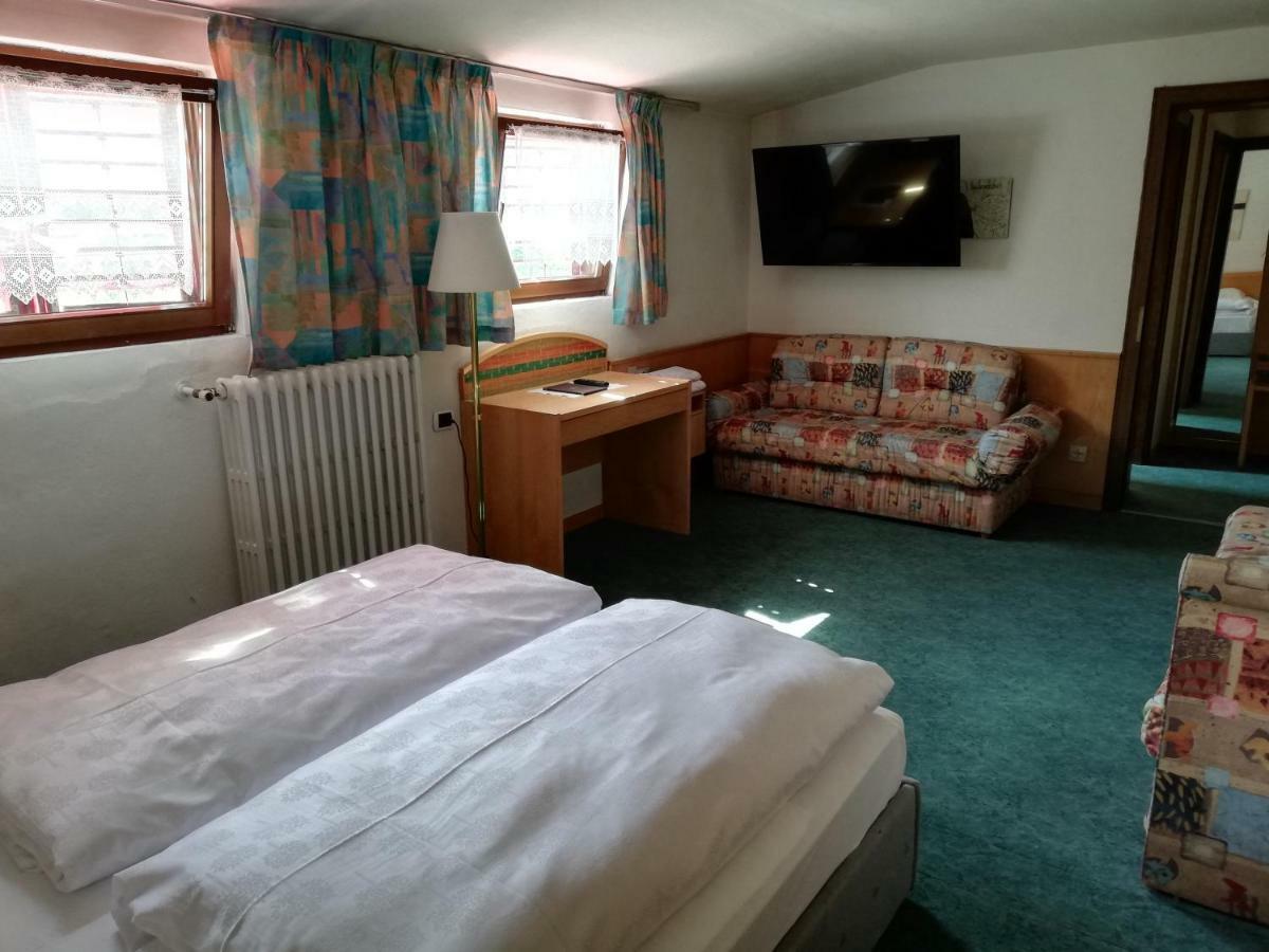 Hotel Rodes Ortisei Esterno foto