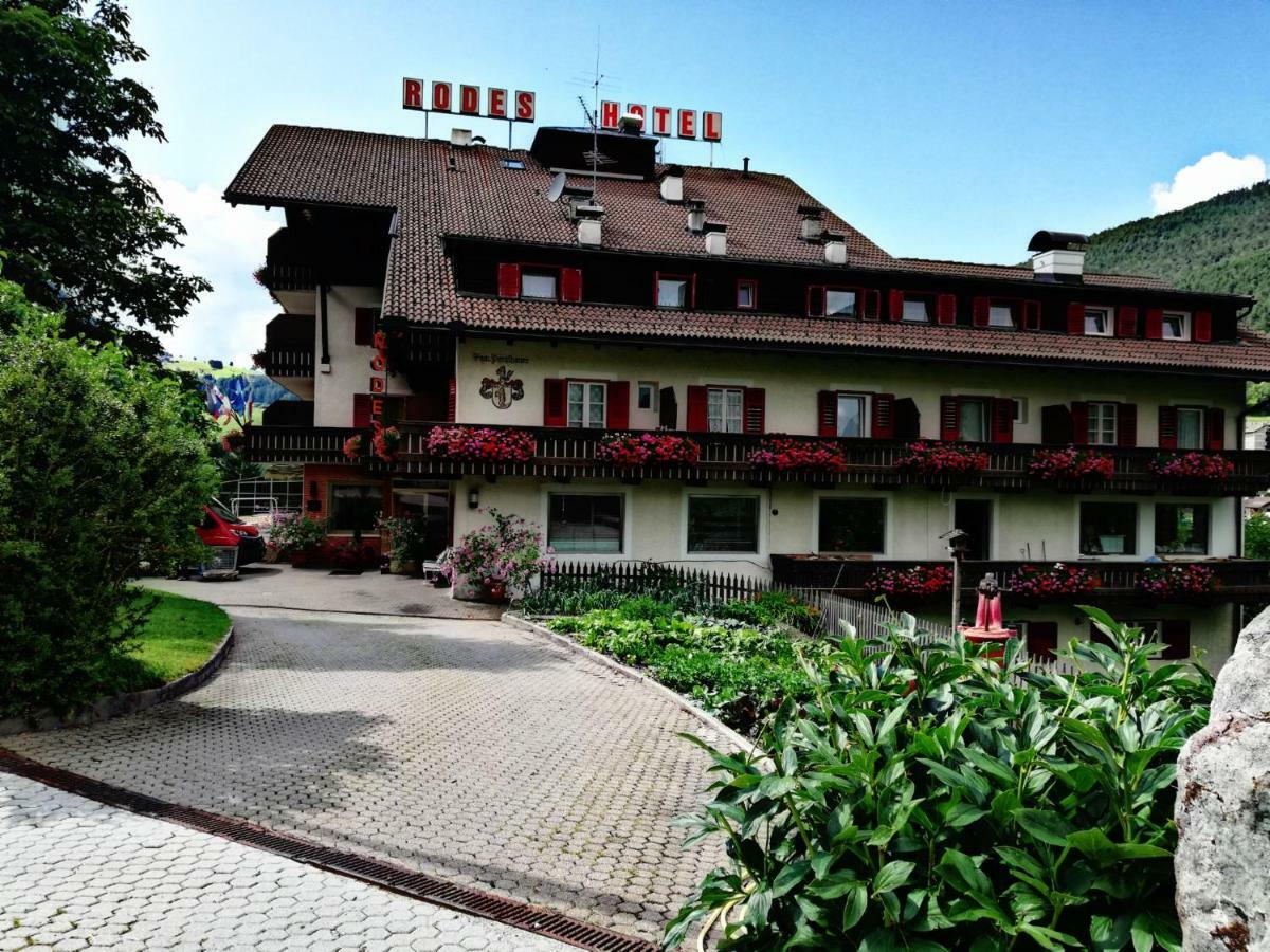 Hotel Rodes Ortisei Esterno foto